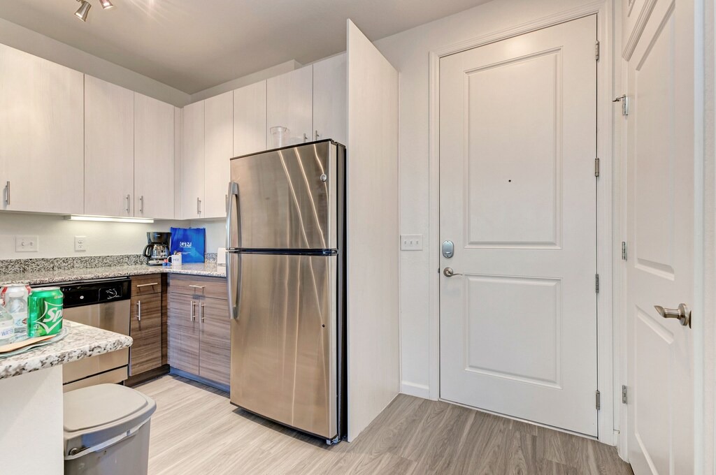 Fruitville House | 1 Bedroom 1 Bath in Luxurious Modern Community! Sarasota!