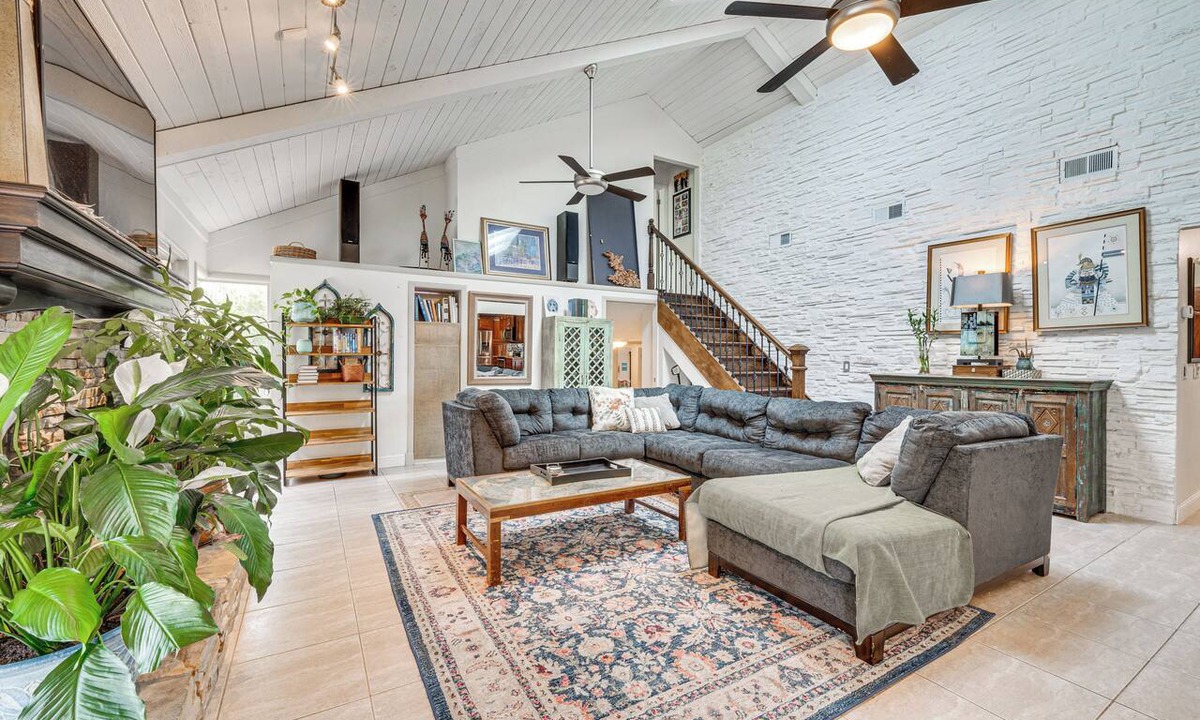 Orlando House | 10 Mi to Disney World: Lakeside Orlando Getaway