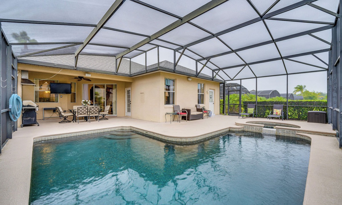 Calabay Parc House | 14 Mi to Disney: Spacious Home w/Pool & Lanai!