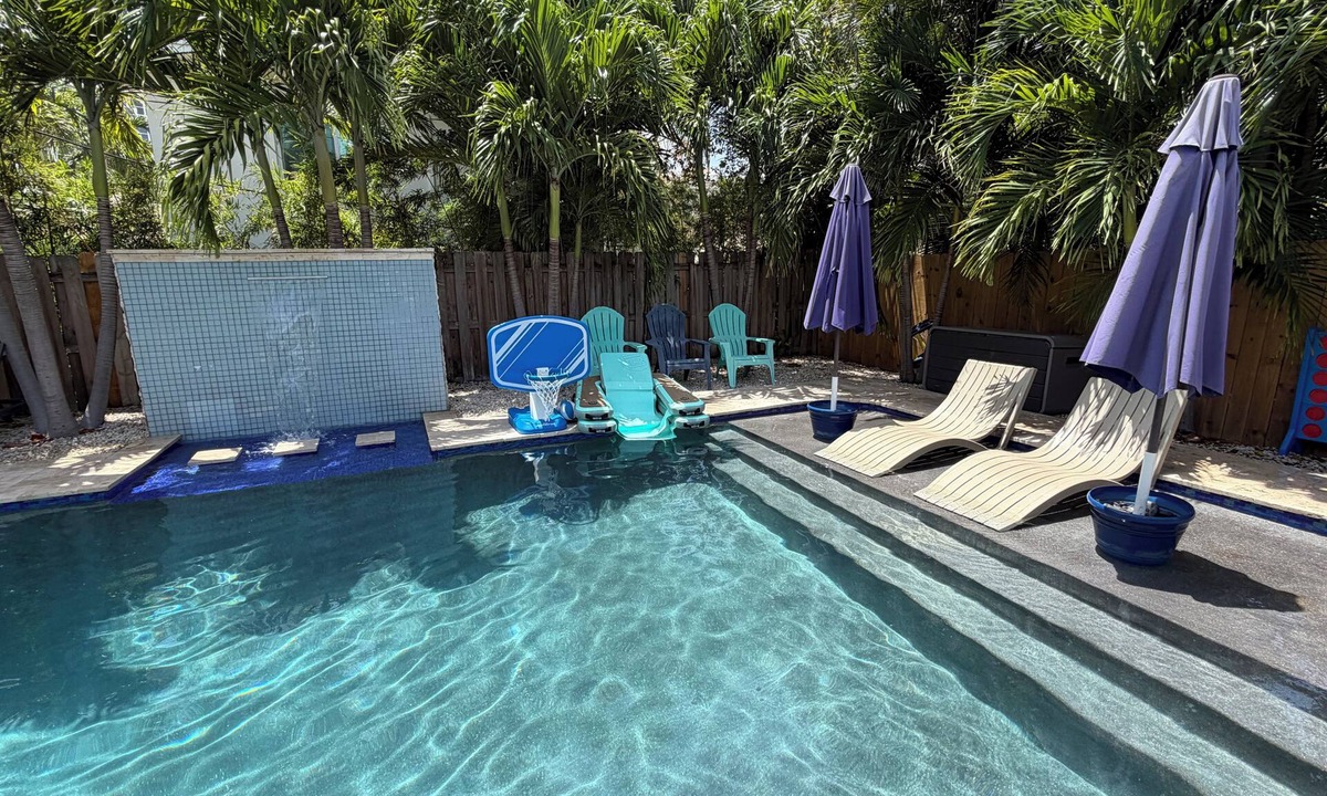 Lauderdale Beach House | 150 Steps to the Ocean! Salt water pool!