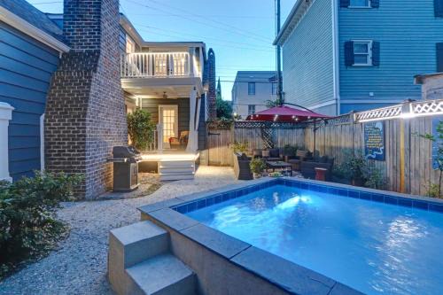 Historic District - North House | 1828 Cottage Heated Pool in Private Garden Sleeps 6 On-Site Parking Pets