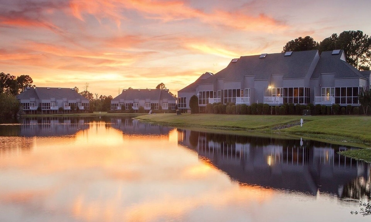 Fairfield Harbour Condo | 1br Tranquil Unit- Outdoor River Adventures!