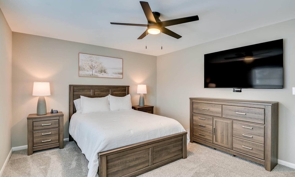 Summerville House | 2 Bedroom Furnished Townhome Augusta 1402 D