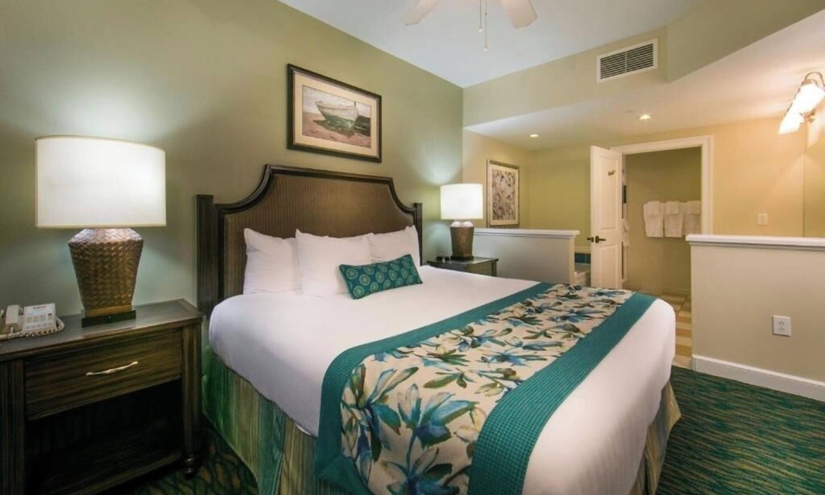 Myrtle Beach Hotel | 2 Coastal Suites near MYR Airport | Full Kitchen, Waterpark & Fire Pit Access