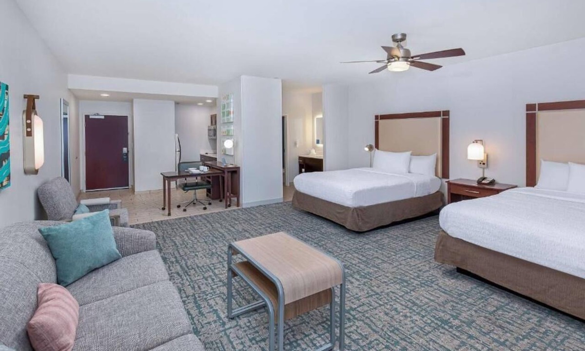 Sandy Springs Hotel | 2 Queen Studio Retreats | Indoor Pool, Free Breakfast & Parking