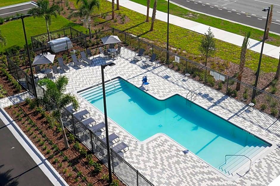 Tropic Hotel | 2-Star Hotel ∙ Fairfield Inn & Suites by Marriott Melbourne Viera Town Center