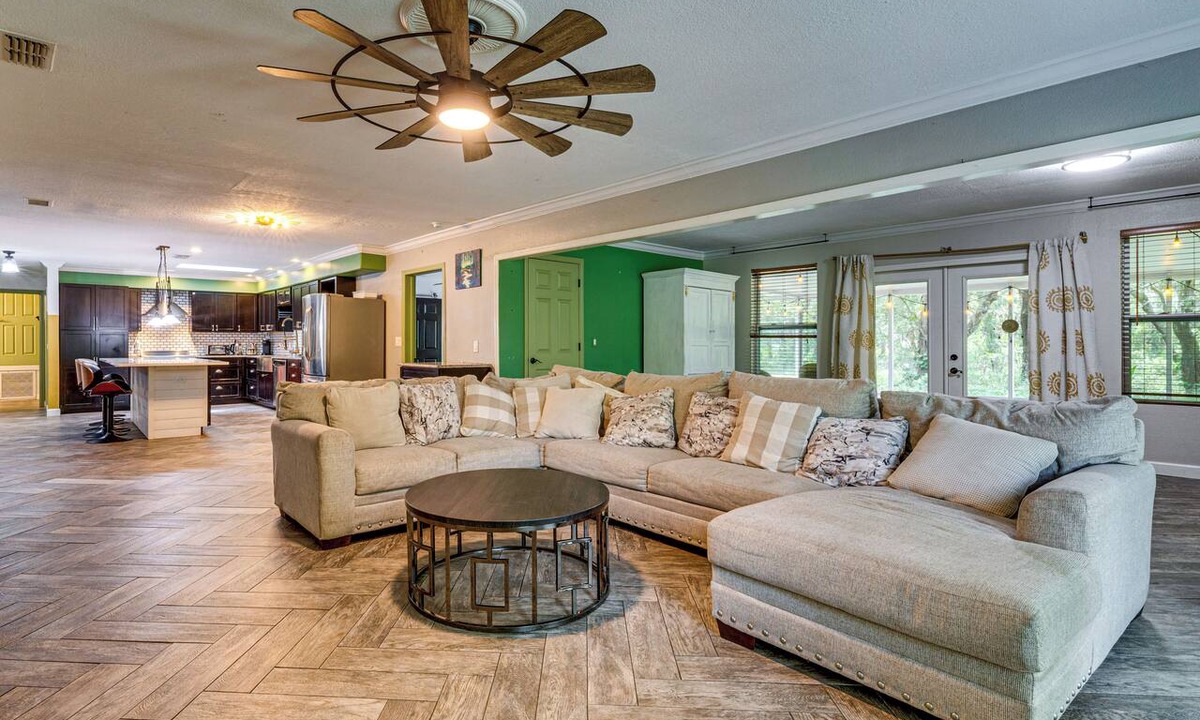 Kissimmee House | 20 Mi to Universal Studios! Secluded 5-Acre Escape