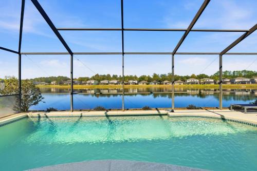 Sunset Lakes House | 2989 - Flamingo Farmhouse