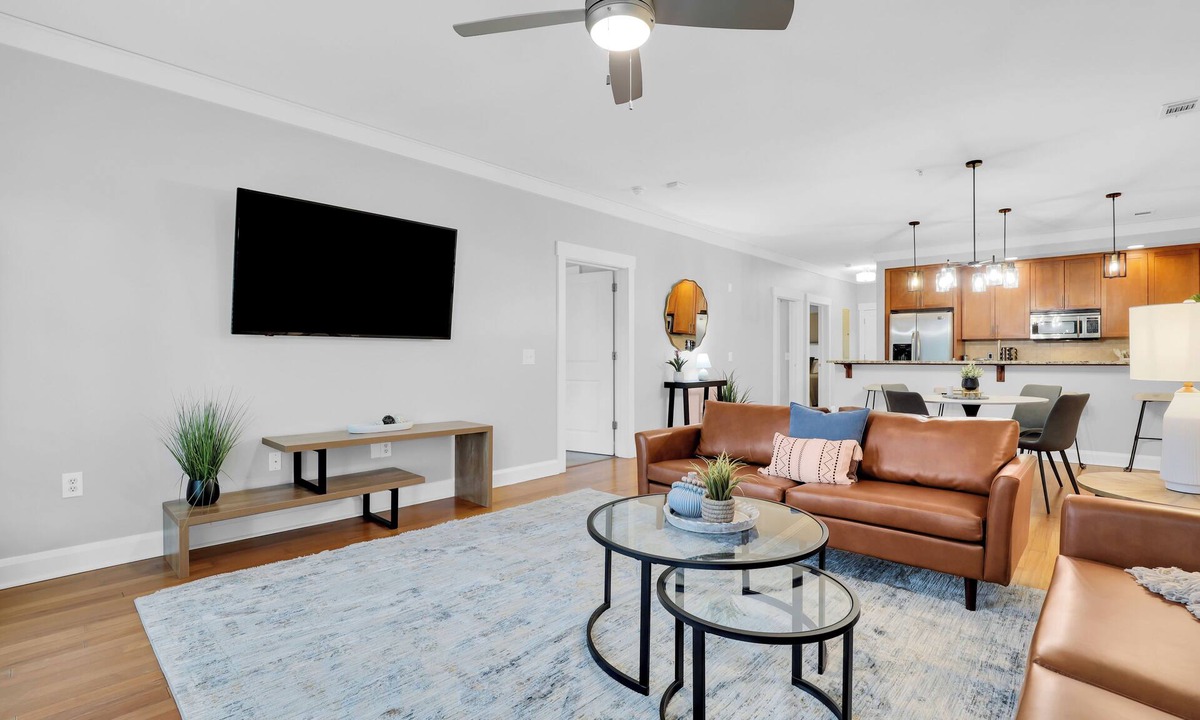 Old West Broad Neighborhood House | 2BDR in South Historic District | The Juliette