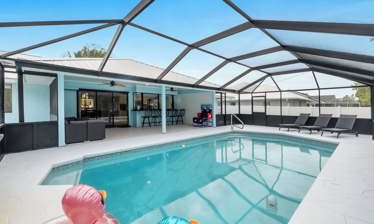 Port Saint Lucie House | 3 Bedroom Glam Getaway Near Heart of PSL