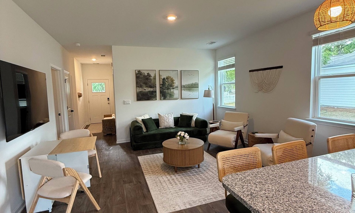 Summerton House | 3-bedroom house in fabulous Summerton next to lake