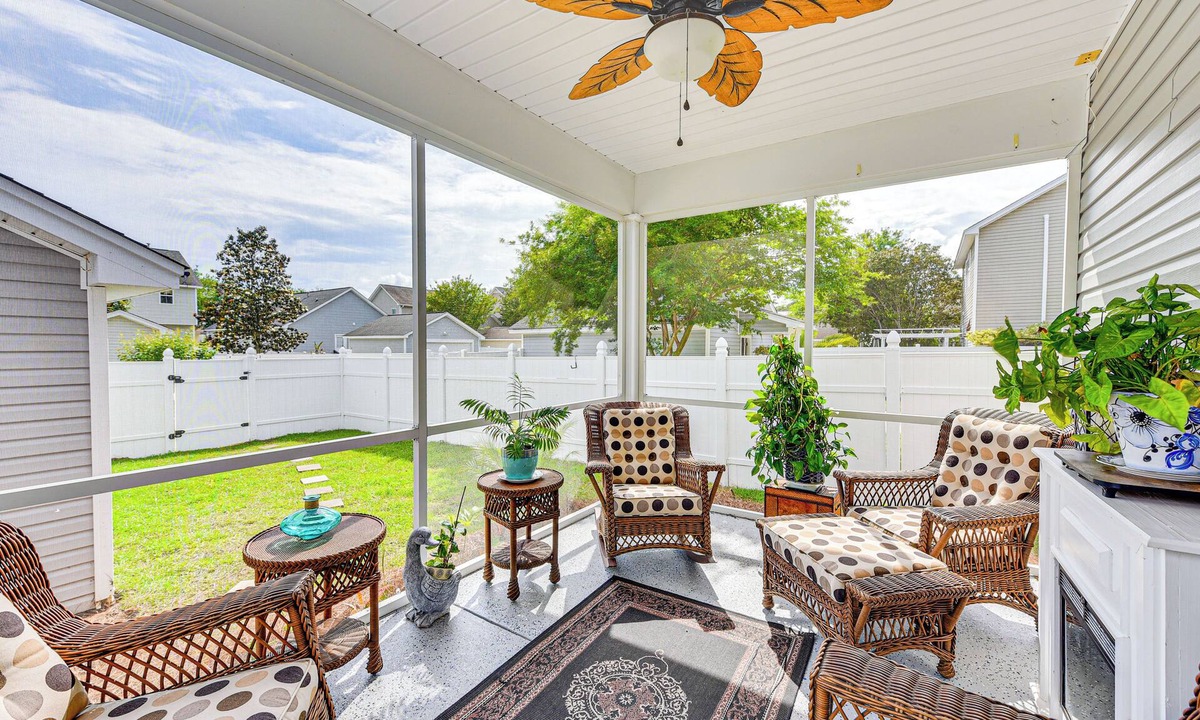 Bluffton House | 3 Mi to Beaches! Charming Bluffton Escape w/Yard