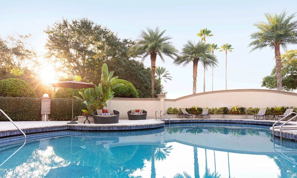 Florida Central Atlantic Coast Hotel | 3 Queen Suites at Buena Vista, Near Disney's Boardwalk, FREE Breakfast, Parking!