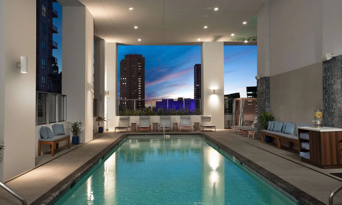 Downtown Miami Hotel | 3 Sleek City Studio near Port of Miami | Pool, Lounge & Pro Gym - 1.7 miles
