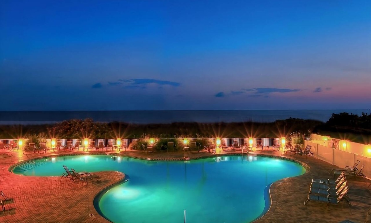 Treasure Island Hotel | 3 Treasure Island Gulf View Stay Steps From the Beach & Dolphin Cruises