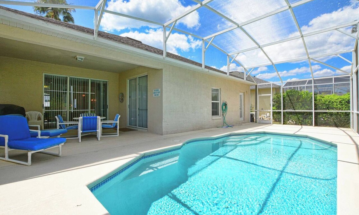 West Kissimmee House | 3BR Disney-Area Pool Home | 2 King Beds | BBQ Grill | Dog Friendly
