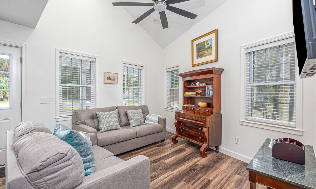 Thunderbolt House | 3BR Home | Near Savannah and Marina + Workspace