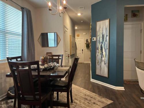 Graniteville House | 3BR Townhouse 3 min to I-20, exit 11