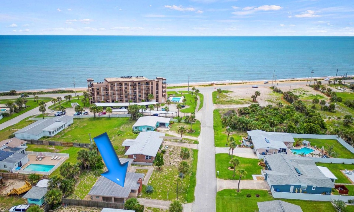 Ormond-by-the-Sea House | 3rd House from the Beach! ~ Family-Friendly Home ~ Just 2-Min Walk to the Ocean!