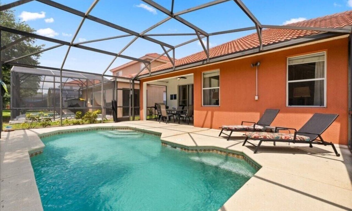 Bellavida House | 4 BD/3 BA/Bella Vida (400 LF)