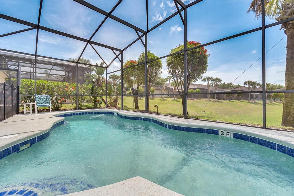Calabay Parc Villa | 4 bedrooms pool home close to Disney Calabay