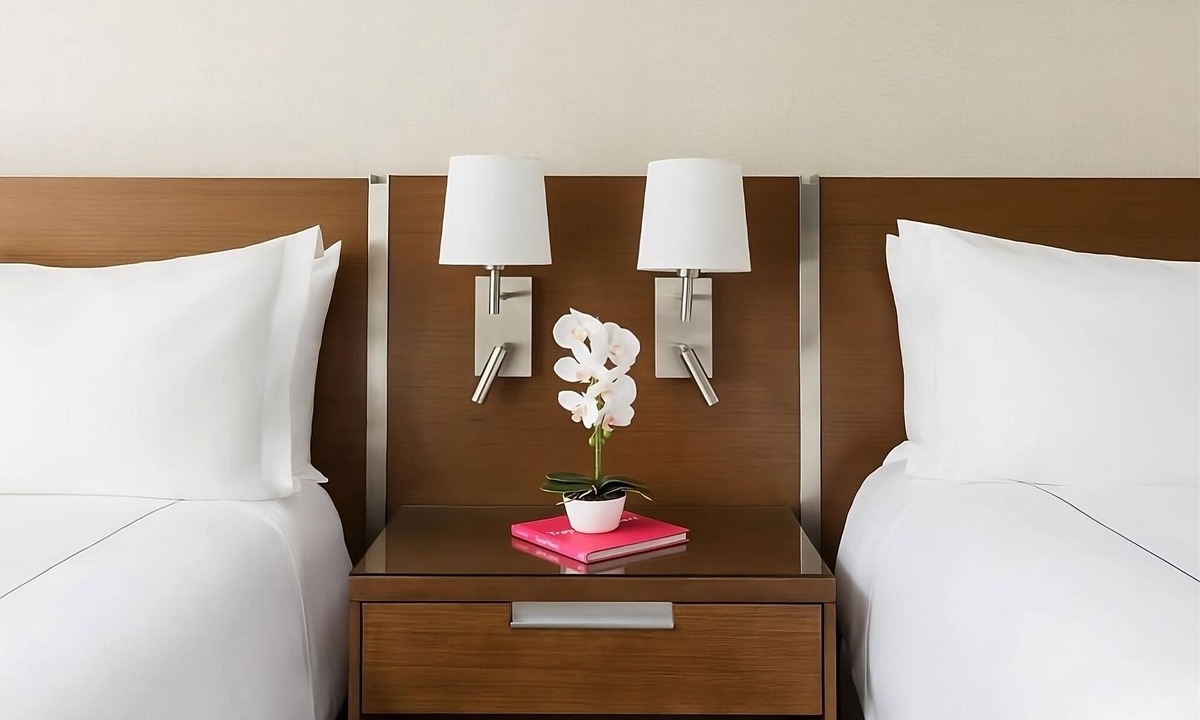 Bay Harbor Islands Hotel | 4 Double Queen Rooms at The Altair Hotel Bay Harbor Miami, Pets Are Welcome!