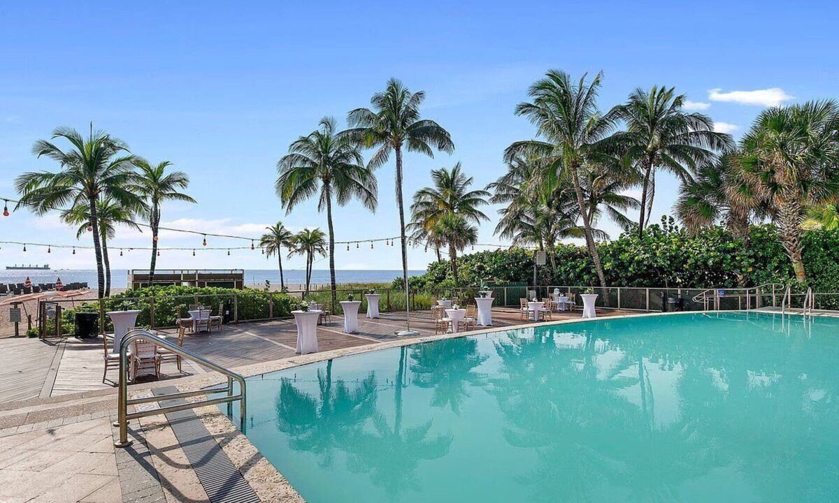 Central Beach Hotel | 4 Modern Beach Units | Near Fort Lauderdale Beach Park - 0.3 miles | Pool Access