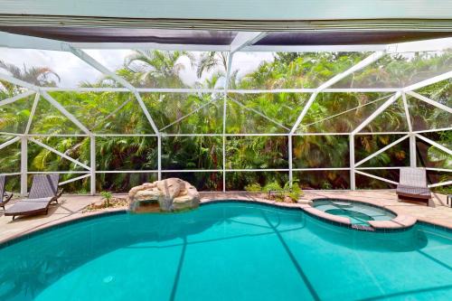 Lakewood Park House | 5611 Eastwood Dr
