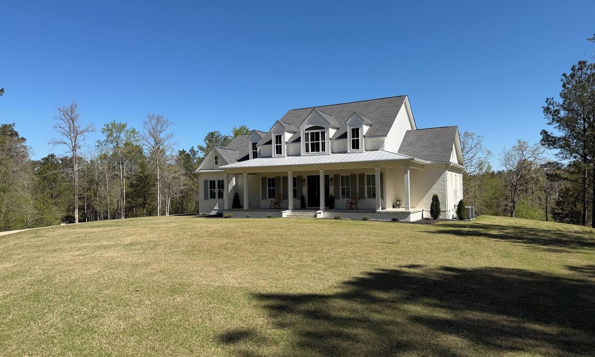 Edgefield Other | 6-bedroom farmhouse in Edgefield with cozy charm minutes from the Masters!