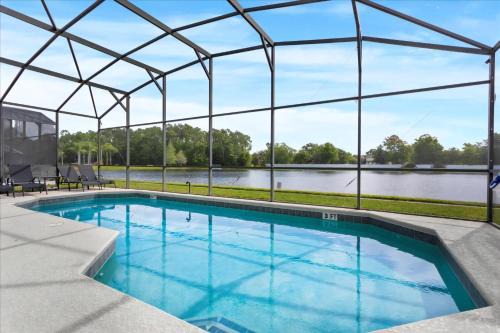 Seasons House | 6 Bedrooms 45 Bathrooms Seasons 1270 Sb
