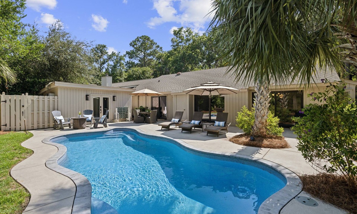 Lawton Woods House | 60 Lawton Rd: Sea Pines