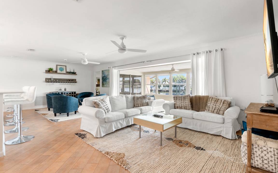 Shore Acres House | 9303SAPPHIRESEASPMH - Dolphin Bayou