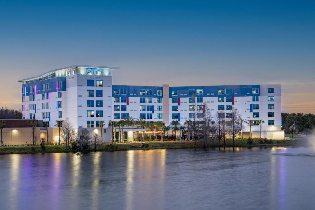 Lake Nona Hotel | Aloft by Marriott Orlando Lake Nona