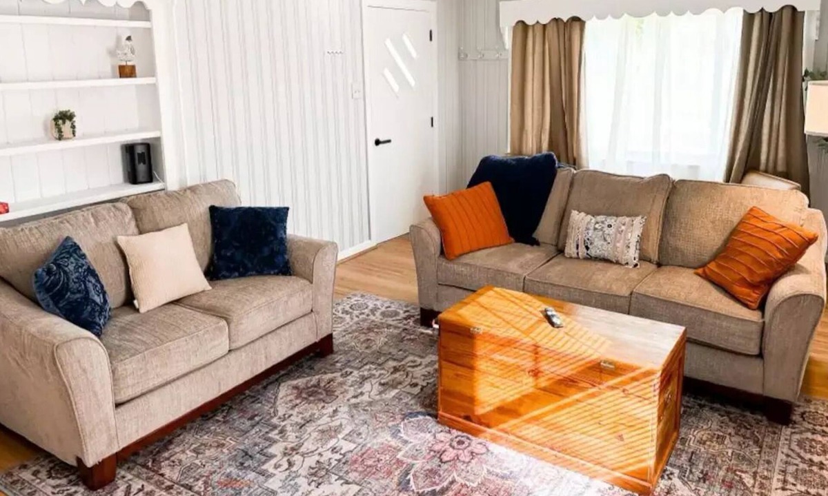 Lenoir City House | Annie's Abode - Downtown LC