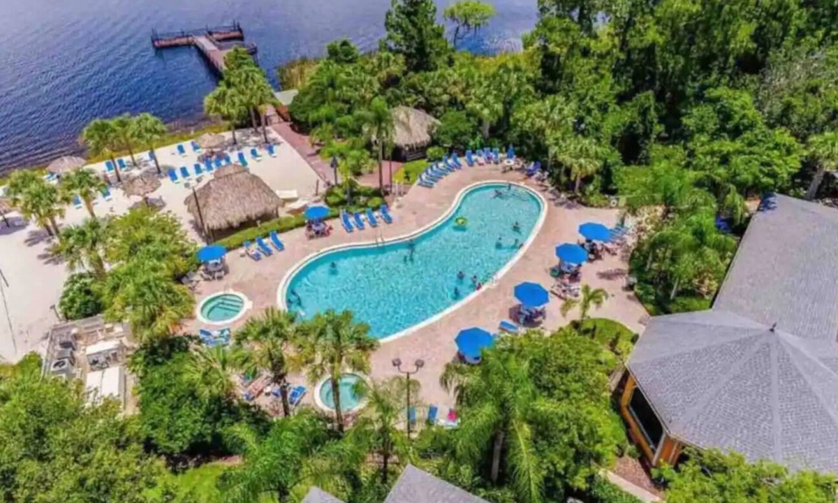 Bahama Bay Condo | Bahama Bay condo minutes from Disney. Harry Potter, Star Wars and Pirates rooms