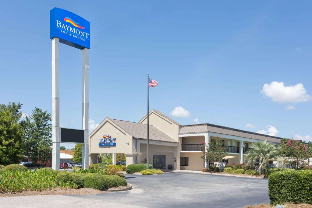 Orangeburg Hotel | Baymont by Wyndham Orangeburg North