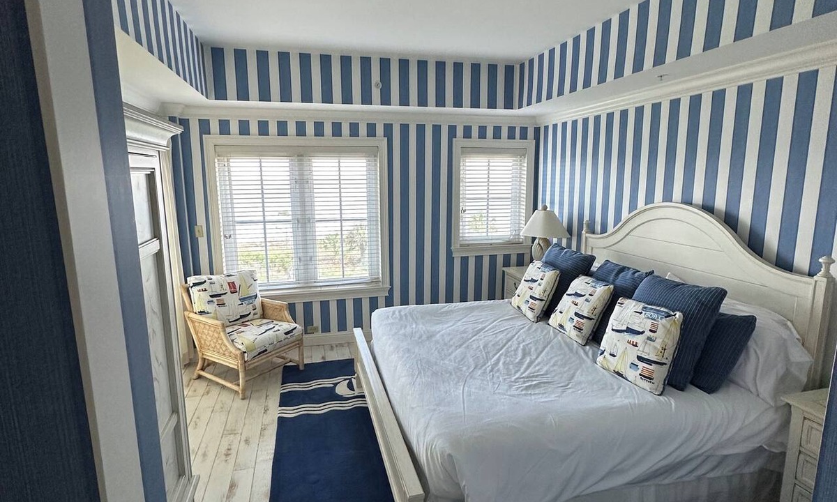 Daufuskie Island Condo | Beach Bliss-Oceanfront, Landtrans included from Dock, 4 passenger golf cart
