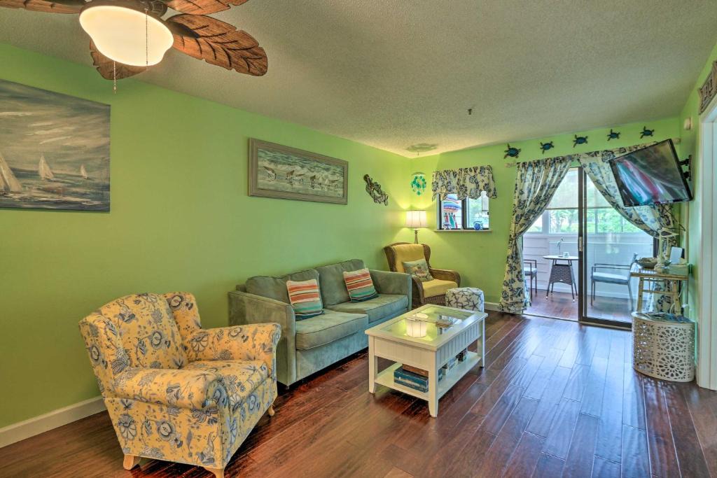 Palmetto Dunes House | Beach + Pool Access: Colorful Hilton Head Condo!