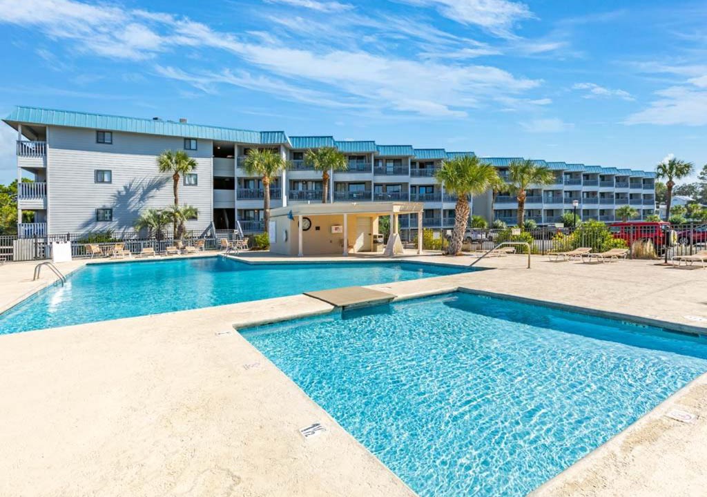Tybee Island Apartment | Beach Racquet A210