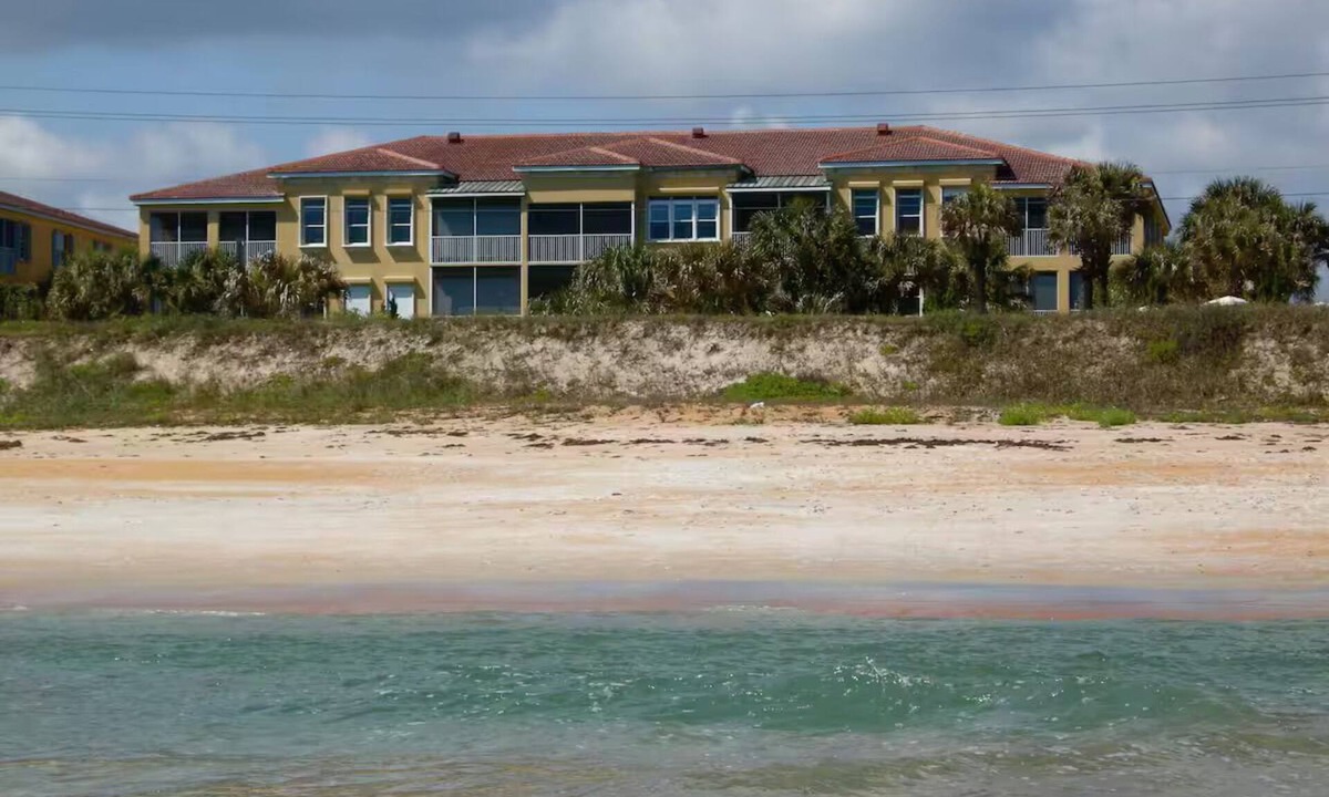 Flagler Beach Condo | Beachfront Paradise! Dog friendly 3 bedroom condo!
