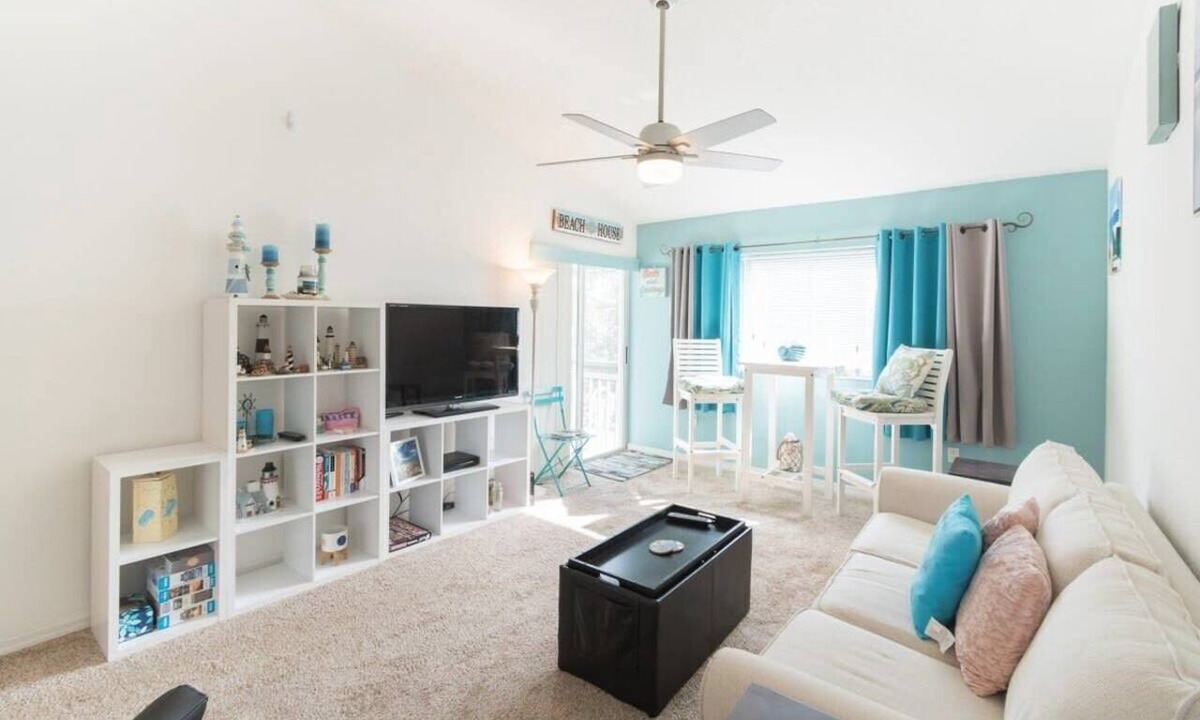 Villages of Seaport Apartment | Beachside Oasis at Villages of Seaport
