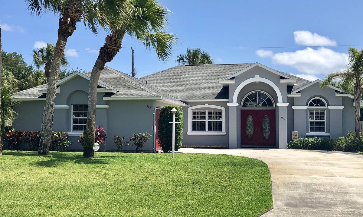 Florida Ridge House | Beautiful 3 Bedroom 2 Bath Home with Heated Private Pool. Sleeps 6 to 8.