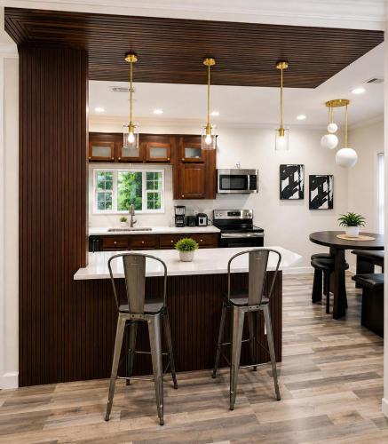East County Civic Group Apartment | Beautiful And Modern, Valrico Apartment
