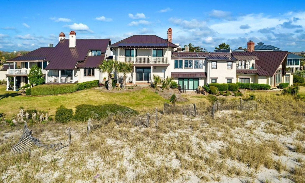Debordieu Colony Villa | Beautiful Cozy Villa with Incredible Ocean Sights in Georgetown, South Carolina