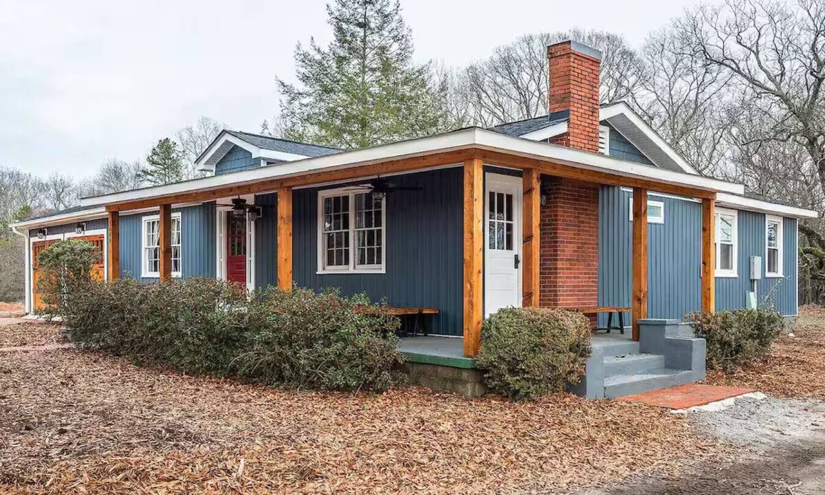 Central House | Beautiful Farmhouse on Private Acreage in Central, near Clemson!