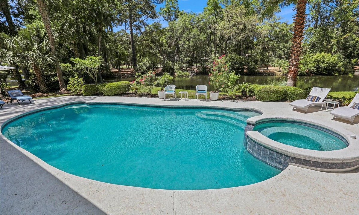 Heritage Woods House | Beautiful Home with Views of Harbour Town Golf Course!