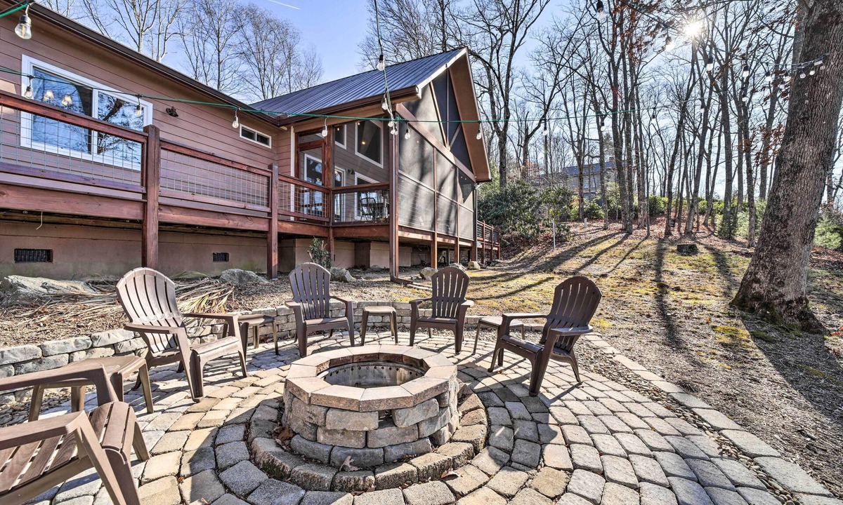 Glenville Cabin | Beautiful Lake Views! ‘Glenville Serenity Lodge'