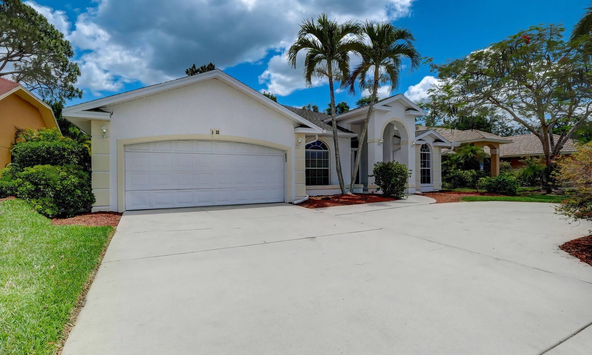 Crown Pointe House | Beautiful Updated Home, Private Pool, Minutes from Downtown 5th Ave & Beaches!