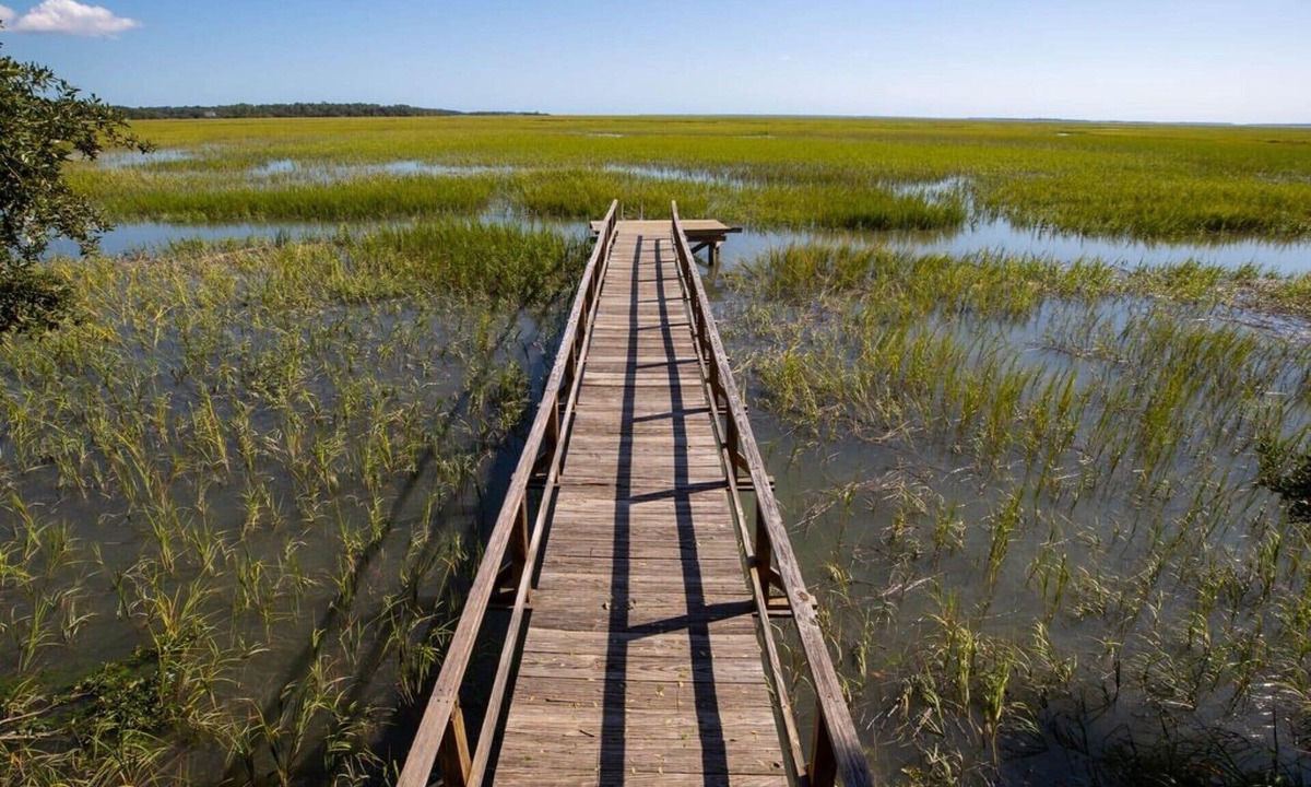 Shell Point House | Beautiful Water Home in Beaufort, SC. Nestled between Savannah and Charleston