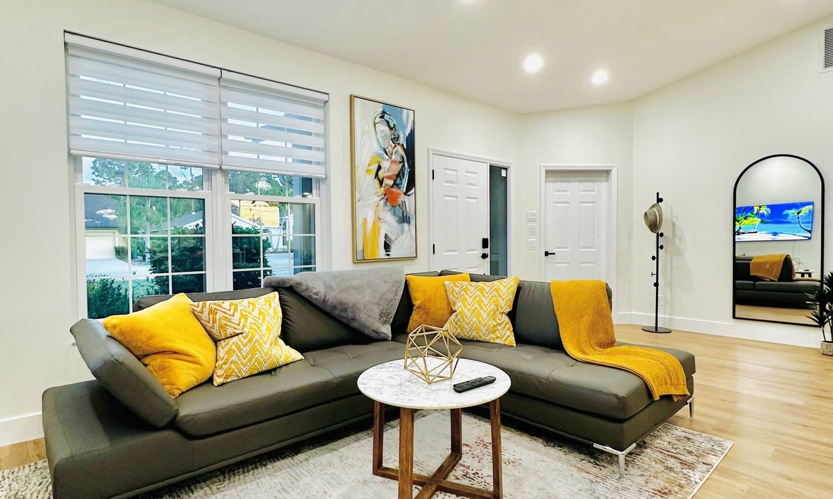 Crown Pointe House | Beautiful welcoming house in Paradise named Naples!
